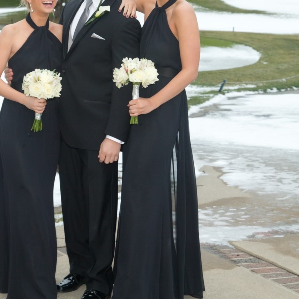 Flattering Vera Wang Black Bridesmaids Dress, Size 8